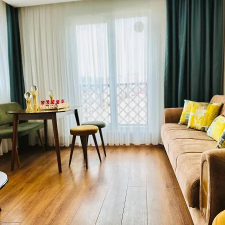 Yusra Aparthotel 2*