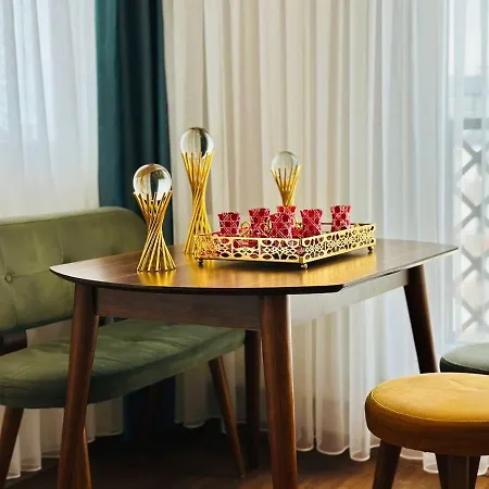 Yusra Τραμπζόν