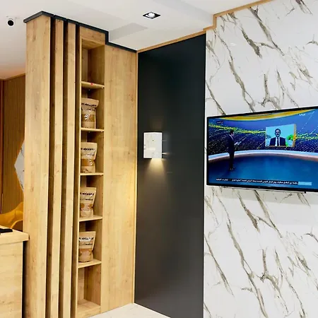 Yusra Apartahotel 4*